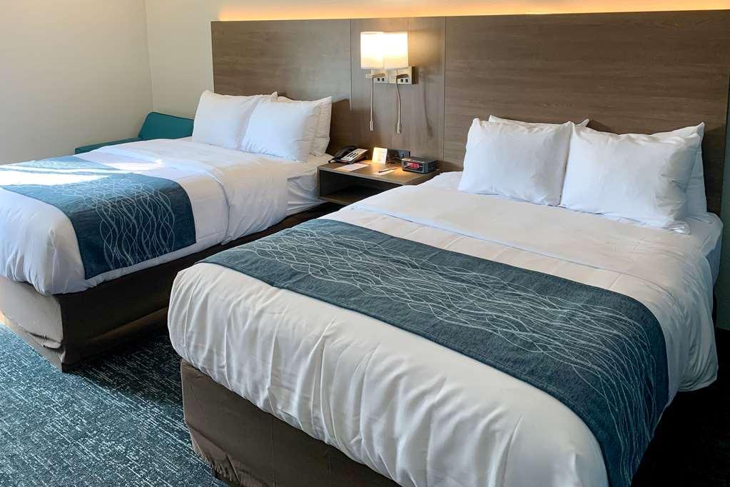 Comfort Inn & Suites Troutville - Roanoke North - Daleville Стая снимка