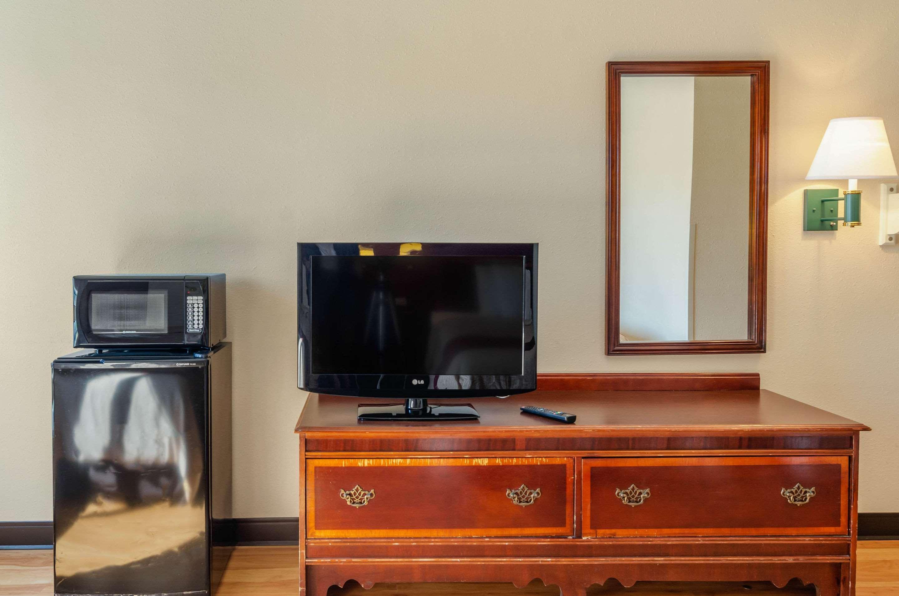 Comfort Inn & Suites Troutville - Roanoke North - Daleville Екстериор снимка